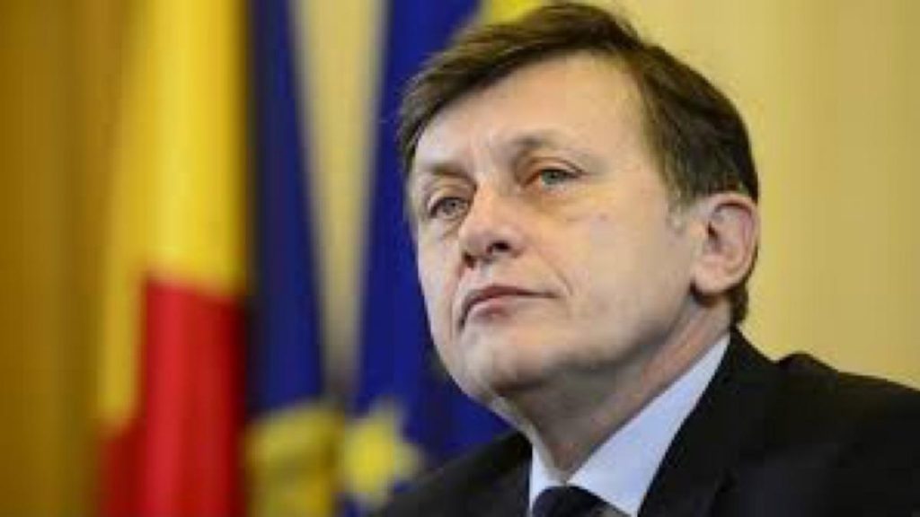 Consiliul National al PNL Crin Antonescu validat candidat prezidential