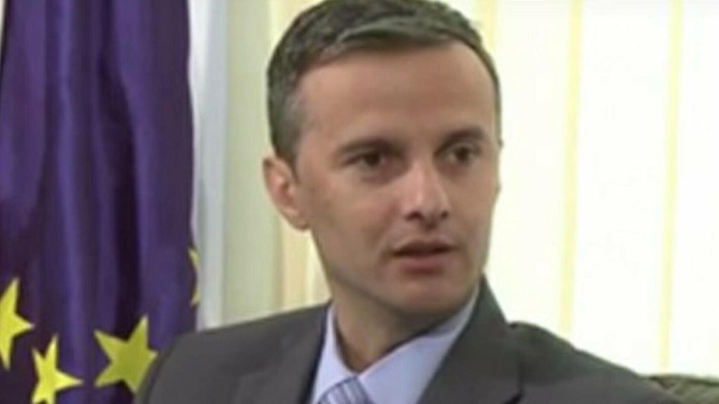 Meditatorul lui Ciolacu Cristian Socol ii cearta pe romani Astai economia prostule