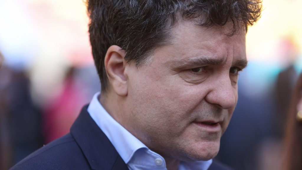 Nicusor Dan Calin Georgescu poate elimina clasa politica