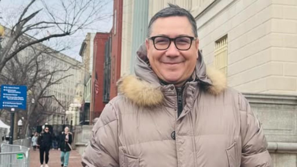 Victor Ponta a mers in SUA sa joace rolul de postas Cum profita fostul premier de valul suveranist pentru Cotroceni
