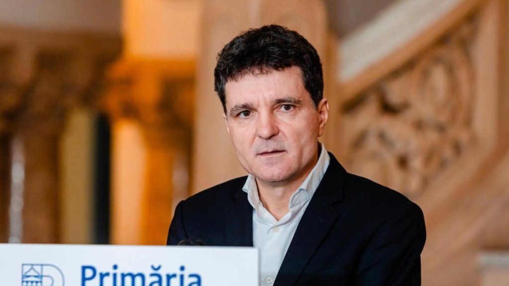 Nicusor Dan insista asupra candidaturii si nu renunta Raman in orice ipoteza