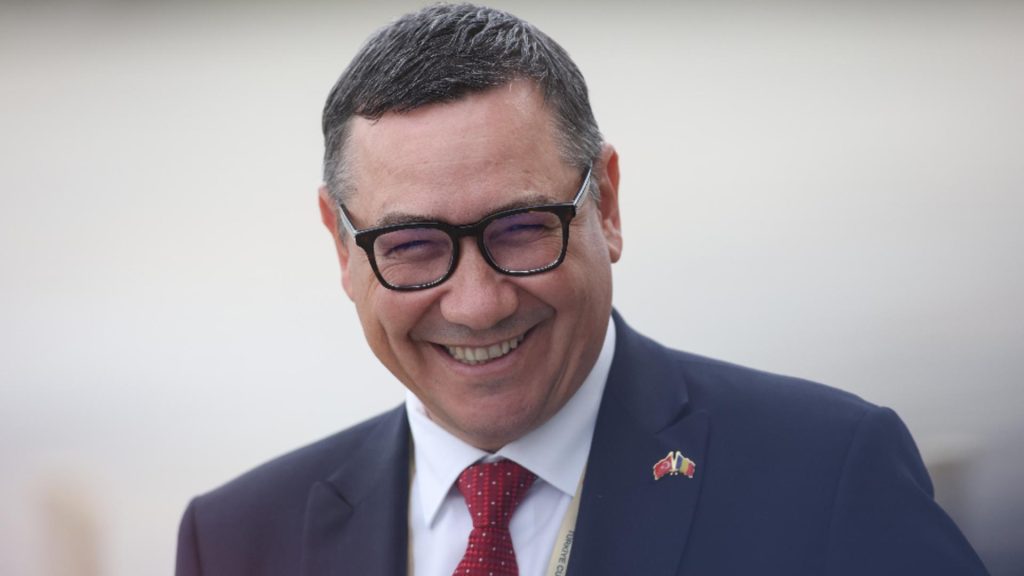 Tradare la varf Victor Ponta sa retras din PSD Crin Antonescu este trecutul si sistemul