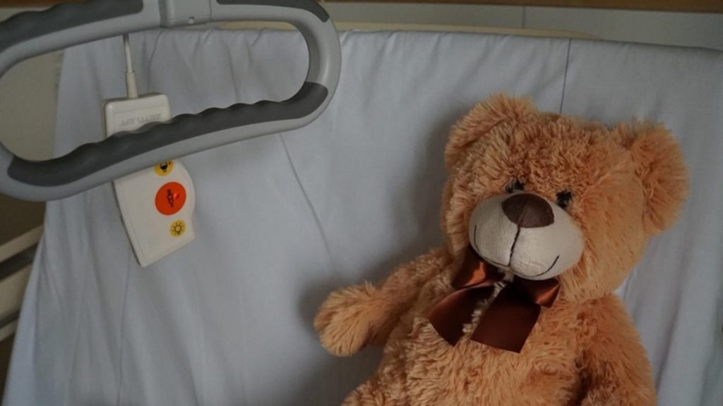 Copil salvat de medici dupa infectie cu tetanos