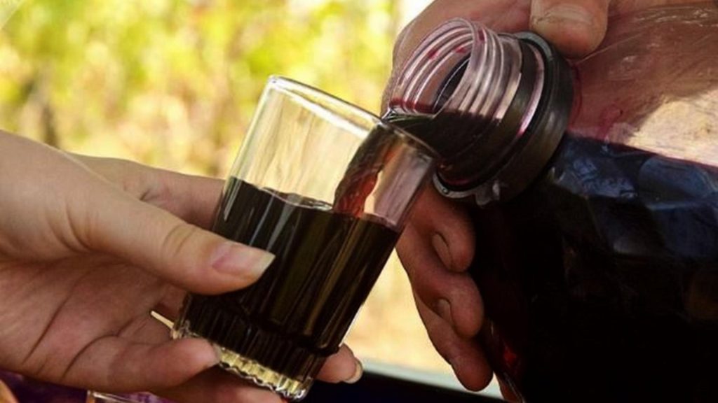 Crima socanta in Covasna Tata ucis de fiu