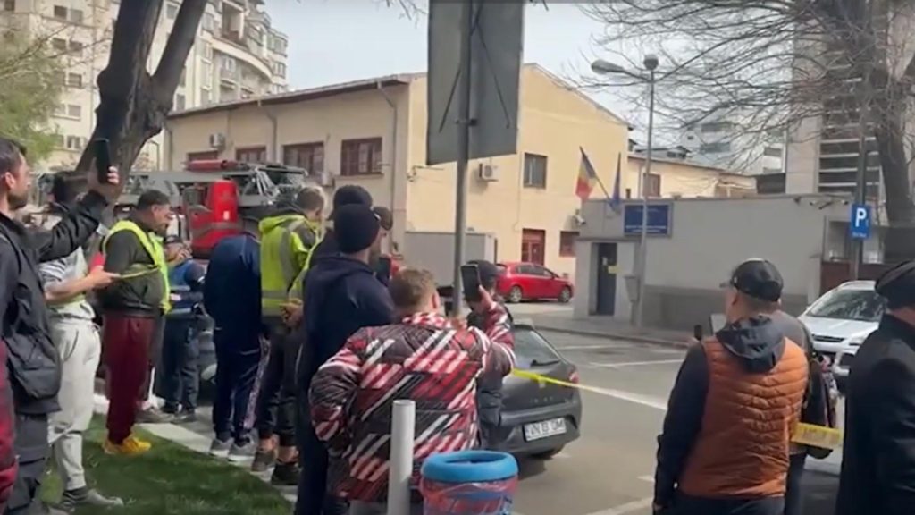 Protest la arest cer eliberarea lui Bogdan Peschir
