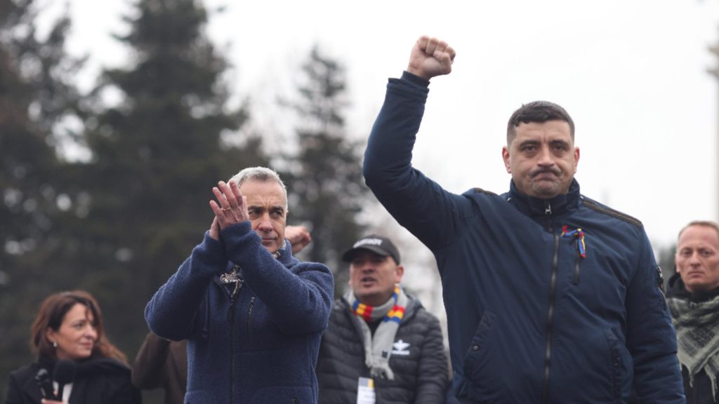 SONDAJ AUR conduce detasat in preferintele romanilor Curs prevede o finala prezidentiala Simion Antonescu Restul candidatilor sunt mult in spatele liderului suveranistilor
