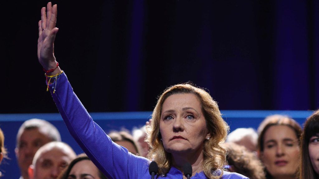Abateri noi ale useristei Elena Lasconi Sunt singurul candidat care stie ce inseamna razboiul