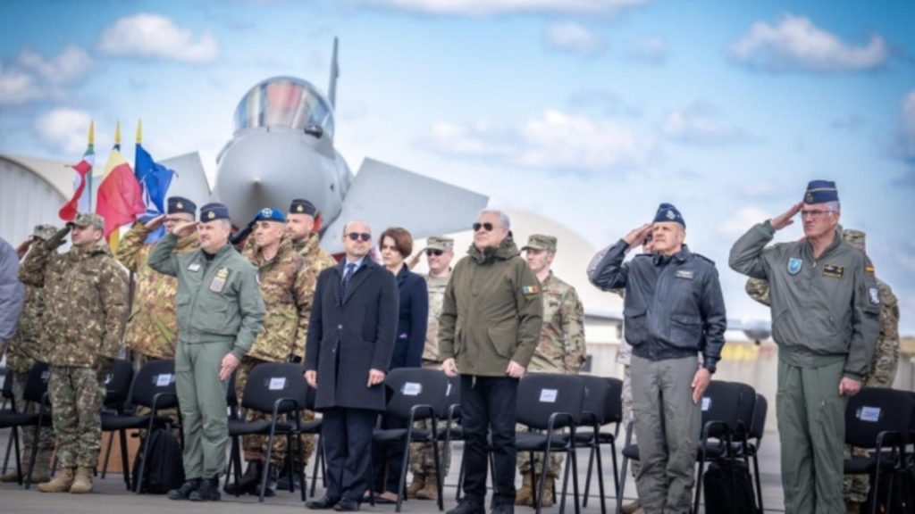 Forte noi la Baza Kogalniceanu Ministrul Apararii si ambasadorul Italiei prezenti