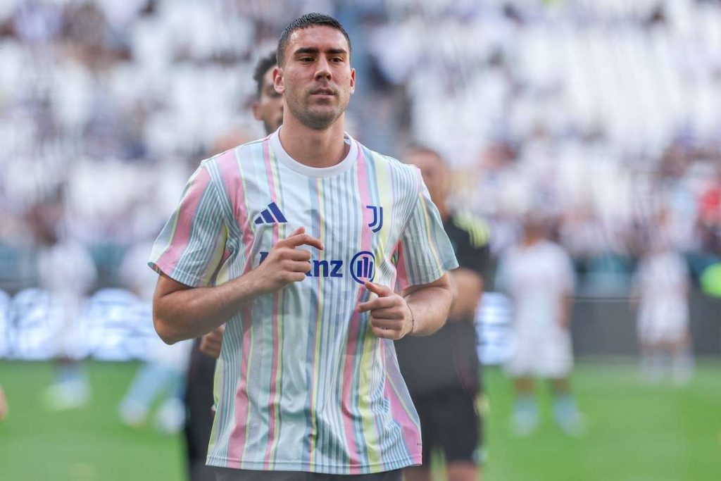Barcelona interesata de Dusan Vlahovic ca inlocuitor pentru Lewandowski