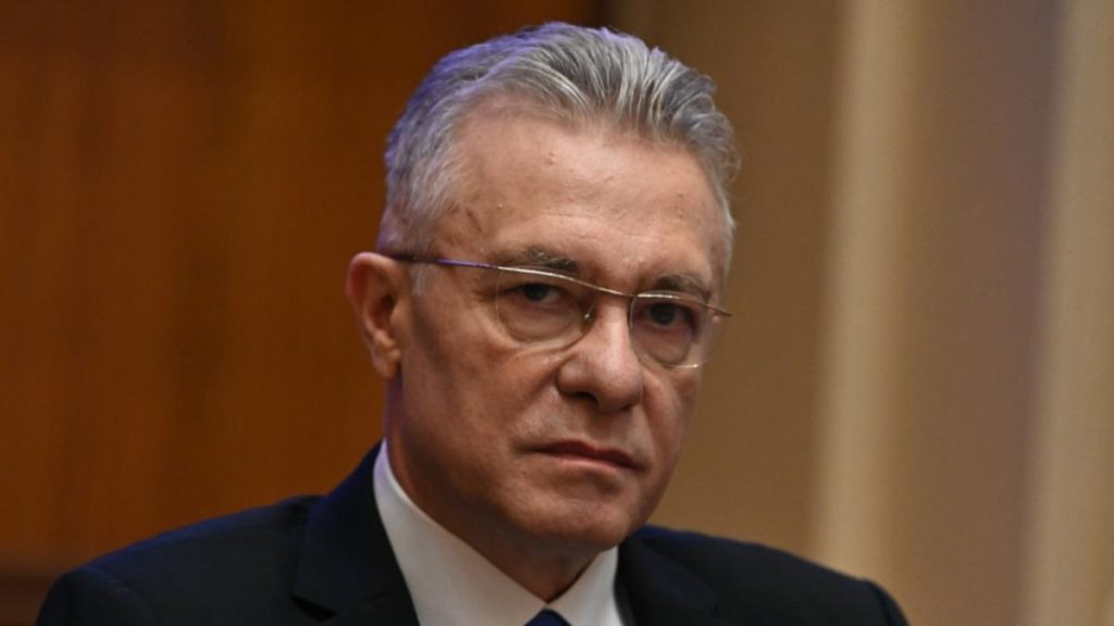 Consilierul prezidential Cristian Diaconescu Putin cere timp pentru redresarea militara
