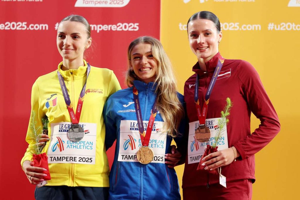 Daria Vrinceanu argint la triplusalt