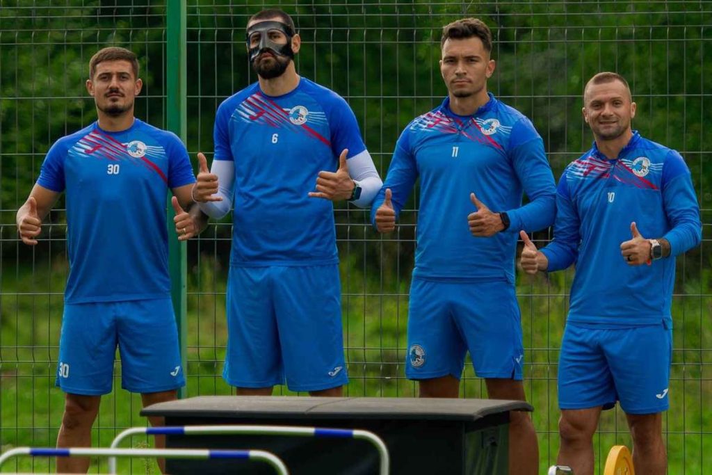 Corvinul Hunedoara invinge la Satu Mare si conduce Liga 2
