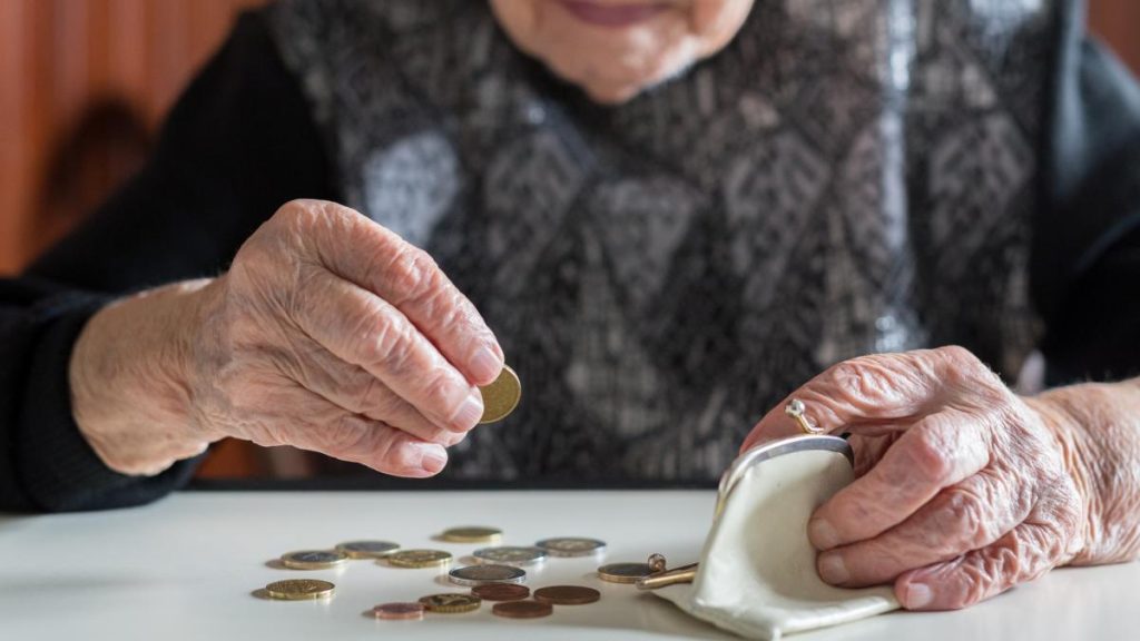Ministrul Muncii anunta ajutorul de 400 lei pensionarilor